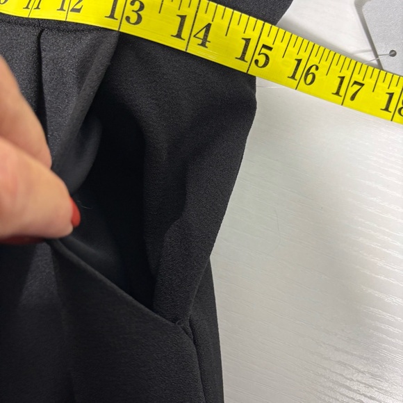 Eliza J Ruffled Black Sleeveless Jumpsuit Size 10 - Picture 8 of 10